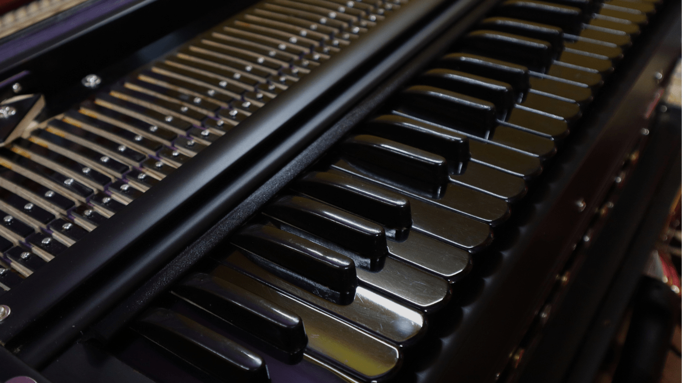 National Music harmonium keys